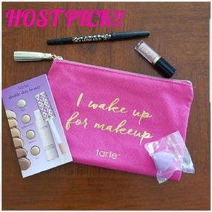 🎁NWT Tarte beauty bundle + cosmetic bag